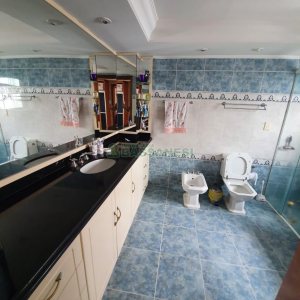 Apto/Cobertura com 505m², 3 dormitórios, 4 vagas, no bairro Centro em Caxias do Sul para Comprar