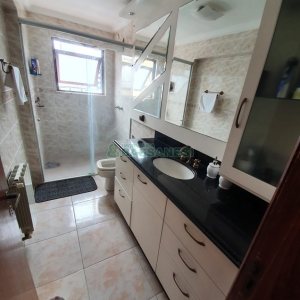 Apto/Cobertura com 505m², 3 dormitórios, 4 vagas, no bairro Centro em Caxias do Sul para Comprar