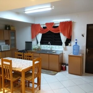 Casa com 82m², 3 dormitórios, 1 vaga, no bairro Pio X em Caxias do Sul para Comprar