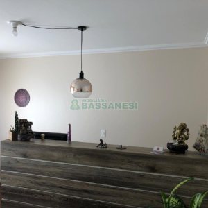 Apartamento com 77m², 2 dormitórios, 1 vaga, no bairro Marechal Floriano em Caxias do Sul para Comprar