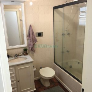 Apartamento com 77m², 2 dormitórios, 1 vaga, no bairro Marechal Floriano em Caxias do Sul para Comprar