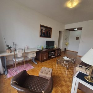 Apto Mobiliado com 92m², 2 dormitórios, no bairro São Pelegrino em Caxias do Sul para Alugar