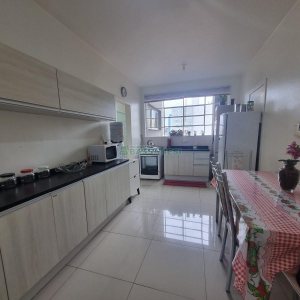 Apto Mobiliado com 92m², 2 dormitórios, no bairro São Pelegrino em Caxias do Sul para Alugar