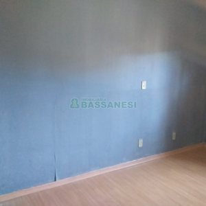 Casa com 230m², 3 dormitórios, 2 vagas, no bairro Diamantino em Caxias do Sul para Comprar