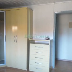 Casa com 230m², 3 dormitórios, 2 vagas, no bairro Diamantino em Caxias do Sul para Comprar