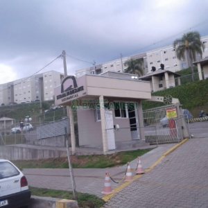 Apartamento com 60m², 2 dormitórios, 1 vaga, no bairro Nossa Senhora das Graças em Caxias do Sul para Alugar