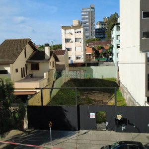 Terreno com 493m², no bairro Jardim América em Caxias do Sul para Comprar