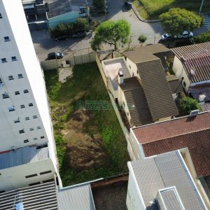 Terreno com 493m², no bairro Jardim América em Caxias do Sul para Comprar