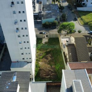 Terreno com 493m², no bairro Jardim América em Caxias do Sul para Comprar