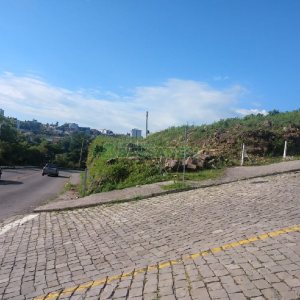 Terreno com 11663m², no bairro Santa Catarina em Caxias do Sul para Comprar