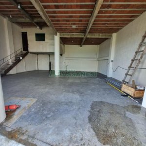 Pavilhão com 140m², no bairro Pioneiro em Caxias do Sul para Alugar