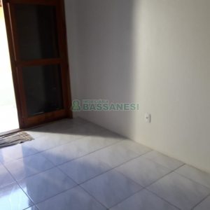 Sobrado com 94m², no bairro Charqueadas em Caxias do Sul para Comprar