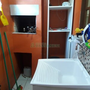 Sobrado com 94m², no bairro Charqueadas em Caxias do Sul para Comprar