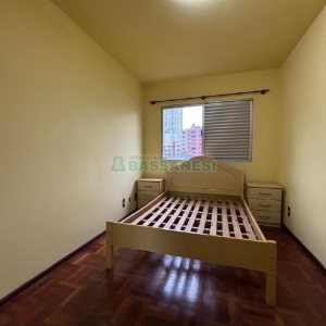 Apto Mobiliado com 78m², 1 dormitório, 1 vaga, no bairro Centro em Caxias do Sul para Alugar
