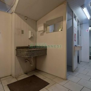 Loja com 204m², no bairro São Pelegrino em Caxias do Sul para Alugar