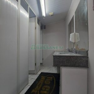 Loja com 204m², no bairro São Pelegrino em Caxias do Sul para Alugar
