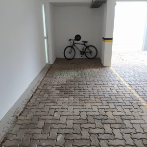 Apto Mobiliado com 58m², 2 dormitórios, 1 vaga, no bairro Santa Lúcia em Caxias do Sul para Alugar
