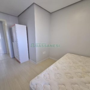 Apto Mobiliado com 58m², 2 dormitórios, 1 vaga, no bairro Santa Lúcia em Caxias do Sul para Alugar