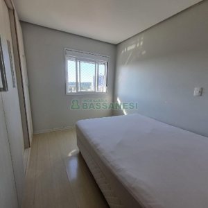 Apto Mobiliado com 58m², 2 dormitórios, 1 vaga, no bairro Santa Lúcia em Caxias do Sul para Alugar