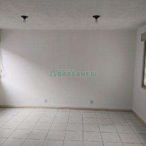 Sala com 25m², no bairro Centro em Caxias do Sul para Comprar