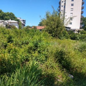 Terreno com 360m², no bairro Jardim América em Caxias do Sul para Comprar