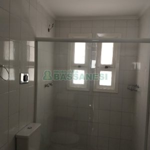 Apartamento com 108m², 3 dormitórios, 2 vagas, no bairro Pio X em Caxias do Sul para Comprar