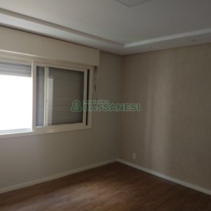 Apartamento com 108m², 3 dormitórios, 2 vagas, no bairro Pio X em Caxias do Sul para Comprar