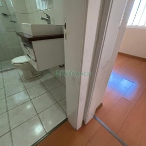 Apartamento com 98m², 3 dormitórios, 2 vagas, no bairro Panazzolo em Caxias do Sul para Alugar