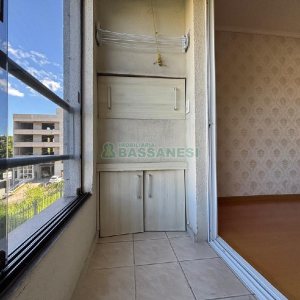 Apartamento com 98m², 3 dormitórios, 2 vagas, no bairro Panazzolo em Caxias do Sul para Alugar