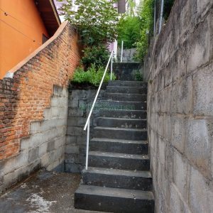 Casa com 149m², 2 dormitórios, 1 vaga, no bairro Santa Corona em Caxias do Sul para Comprar