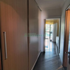 Apto Mobiliado com 203m², 3 dormitórios, 3 vagas, no bairro Sagrada Família em Caxias do Sul para Comprar