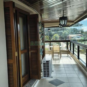 Apto Mobiliado com 203m², 3 dormitórios, 3 vagas, no bairro Sagrada Família em Caxias do Sul para Comprar