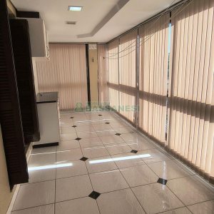 Apto Mobiliado com 203m², 3 dormitórios, 3 vagas, no bairro Sagrada Família em Caxias do Sul para Comprar