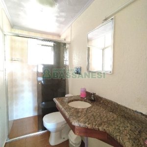 Apto Mobiliado com 77m², 3 dormitórios, 2 vagas, no bairro Pio X em Caxias do Sul para Comprar