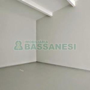 Loja com 100m², no bairro Madureira em Caxias do Sul para Alugar