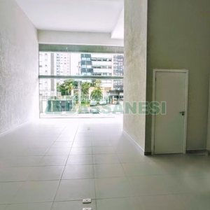 Loja com 100m², no bairro Madureira em Caxias do Sul para Alugar