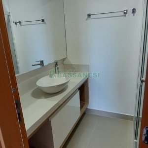 Apto Mobiliado com 71m², 2 dormitórios, 2 vagas, no bairro Madureira em Caxias do Sul para Alugar