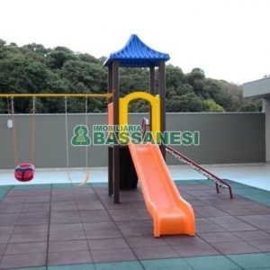 Apto Mobiliado com 71m², 2 dormitórios, 2 vagas, no bairro Madureira em Caxias do Sul para Alugar
