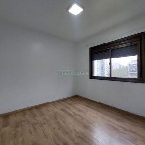 Apartamento com 74m², 2 dormitórios, 1 vaga, no bairro Centro em Caxias do Sul para Alugar