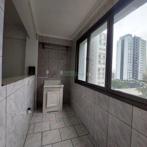 Apartamento com 74m², 2 dormitórios, 1 vaga, no bairro Centro em Caxias do Sul para Alugar