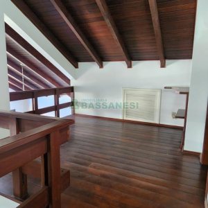 Casa com 407m², 3 dormitórios, 4 vagas, no bairro Bela Vista em Caxias do Sul para Alugar