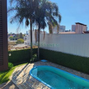 Casa com 407m², 3 dormitórios, 4 vagas, no bairro Bela Vista em Caxias do Sul para Alugar