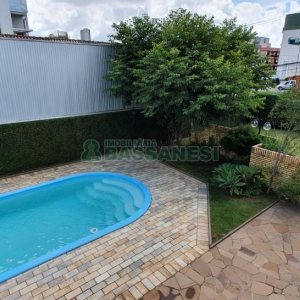 Casa com 407m², 3 dormitórios, 4 vagas, no bairro Bela Vista em Caxias do Sul para Alugar