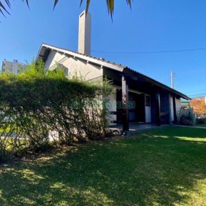 Casa com 407m², 3 dormitórios, 4 vagas, no bairro Bela Vista em Caxias do Sul para Alugar