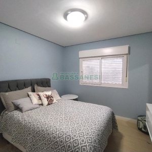 Apartamento com 91m², 2 dormitórios, 2 vagas, no bairro Panazzolo em Caxias do Sul para Alugar