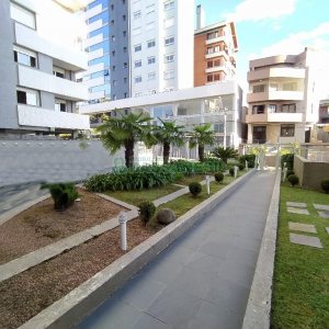 Apartamento com 91m², 2 dormitórios, 2 vagas, no bairro Panazzolo em Caxias do Sul para Alugar