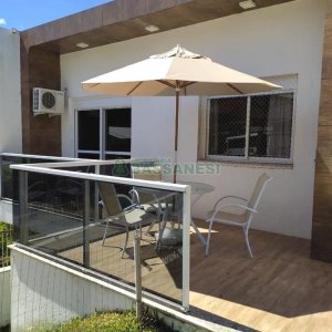 Casa Mobiliada com 450m², 3 dormitórios, 4 vagas, no bairro Charqueadas em Caxias do Sul para Alugar