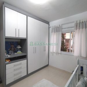 Casa Mobiliada com 450m², 3 dormitórios, 4 vagas, no bairro Charqueadas em Caxias do Sul para Alugar