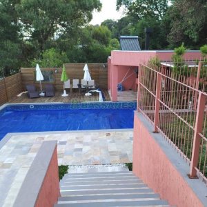 Casa Mobiliada com 450m², 3 dormitórios, 4 vagas, no bairro Charqueadas em Caxias do Sul para Alugar