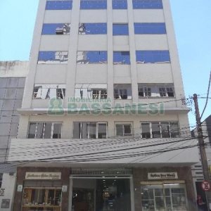 Sala com 261m², no bairro Centro em Caxias do Sul para Comprar